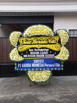 Papan Bunga Duka di Sengah Temila